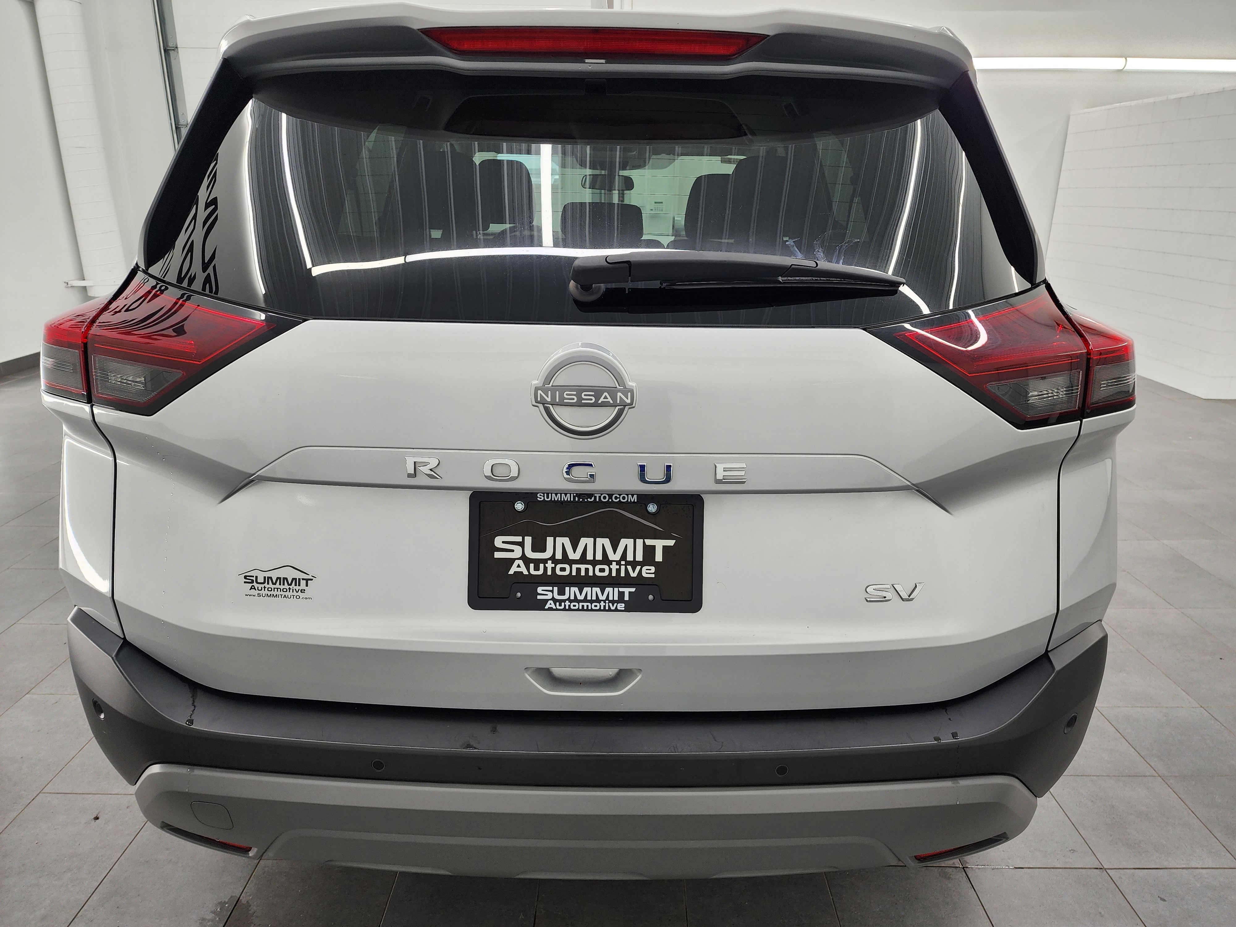 2023 Nissan Rogue SV photo 7