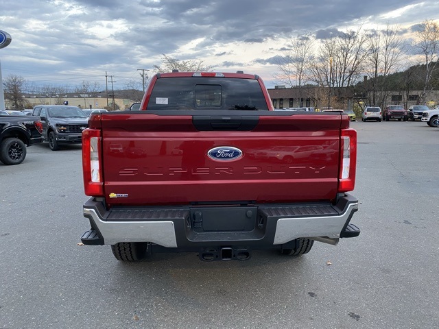 2026 Ford F-350 photo 3