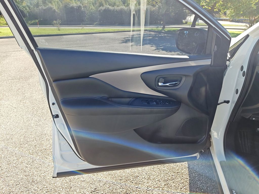 2024 Nissan Murano SV photo 13