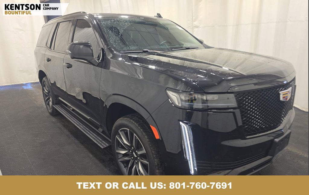 2023 Cadillac Escalade Sport Platinum photo 2