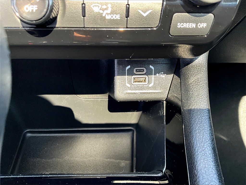 2022 Jeep Compass Limited photo 25