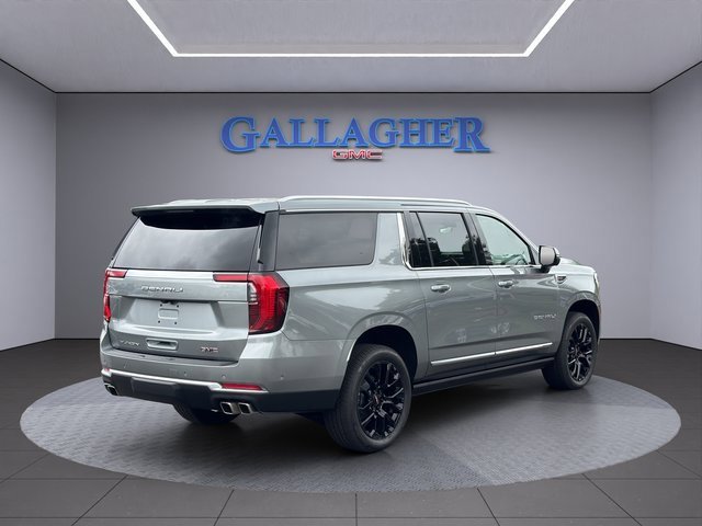 2026 Gmc Yukon XL Denali photo 2