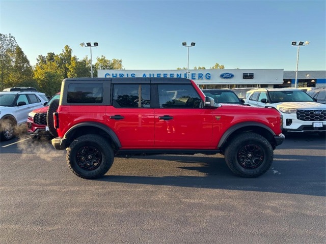 2022 Ford Bronco 4-Door Badlands's photo