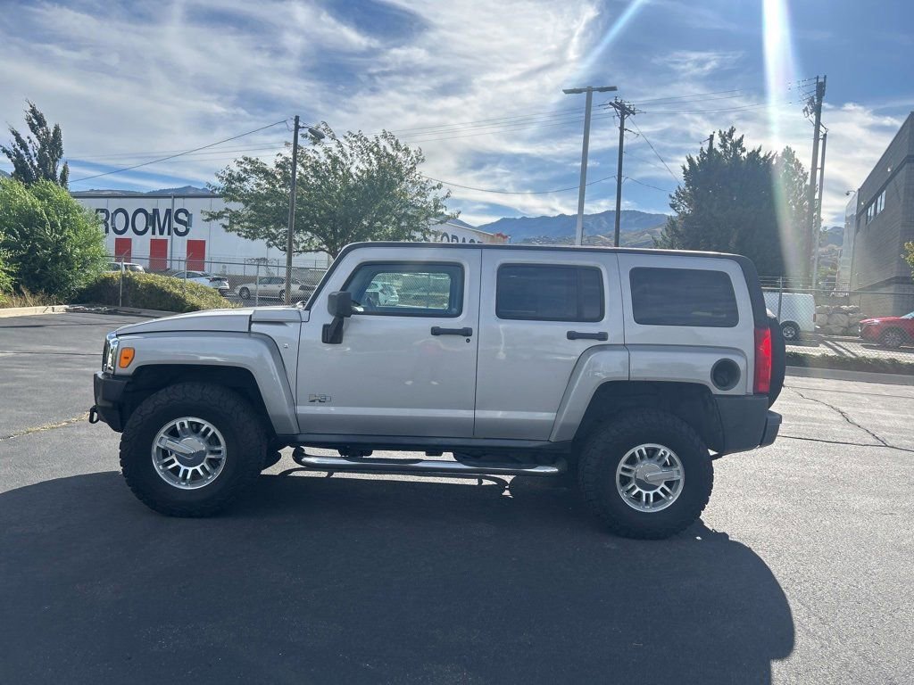 2007 Hummer H3 Base photo 7