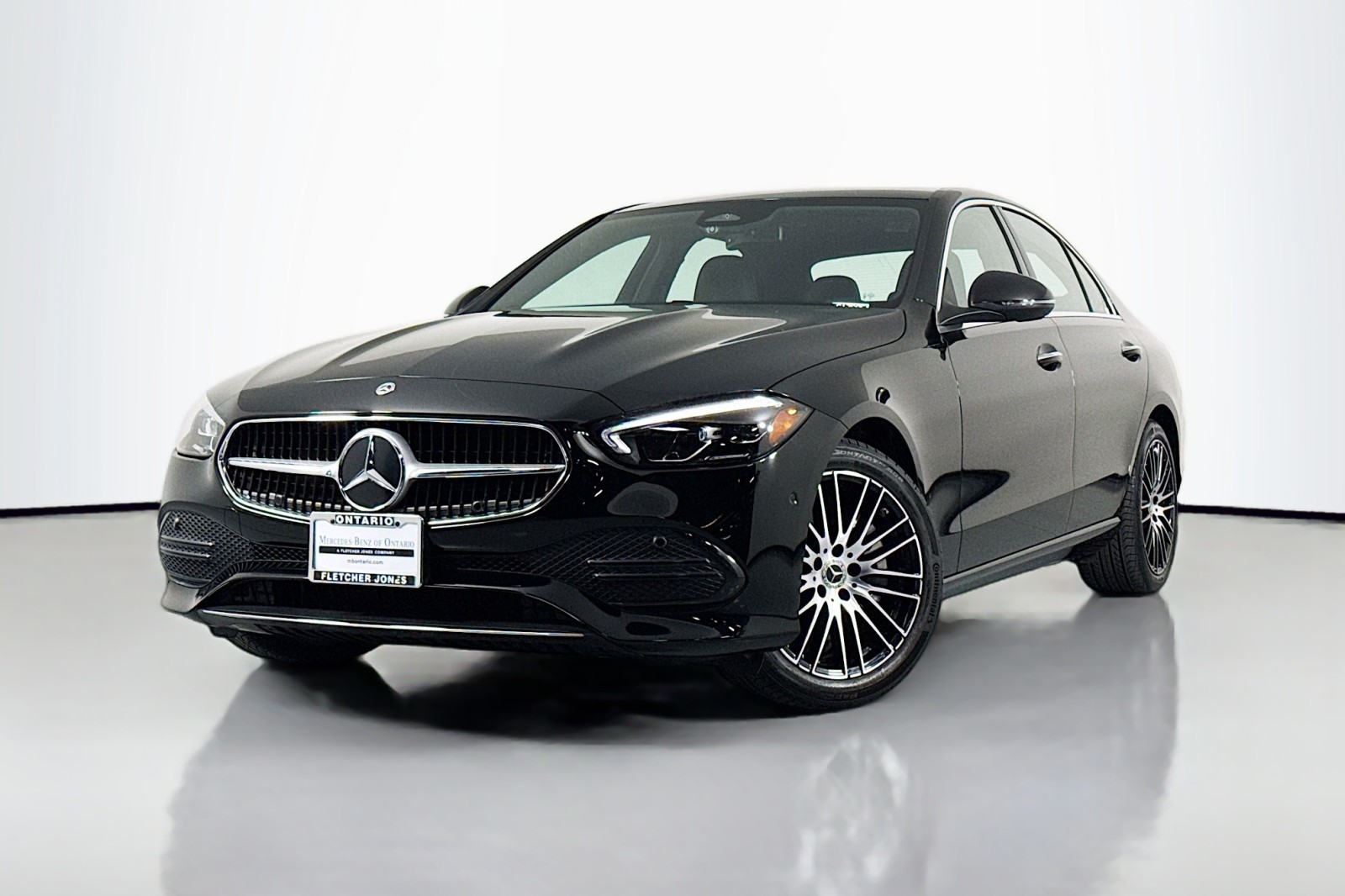 2025 Mercedes-Benz C-Class Sedan C 300's photo