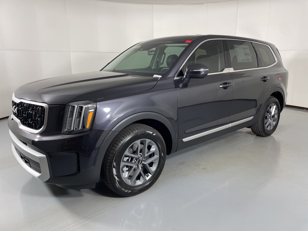 2025 Kia Telluride LX photo 4