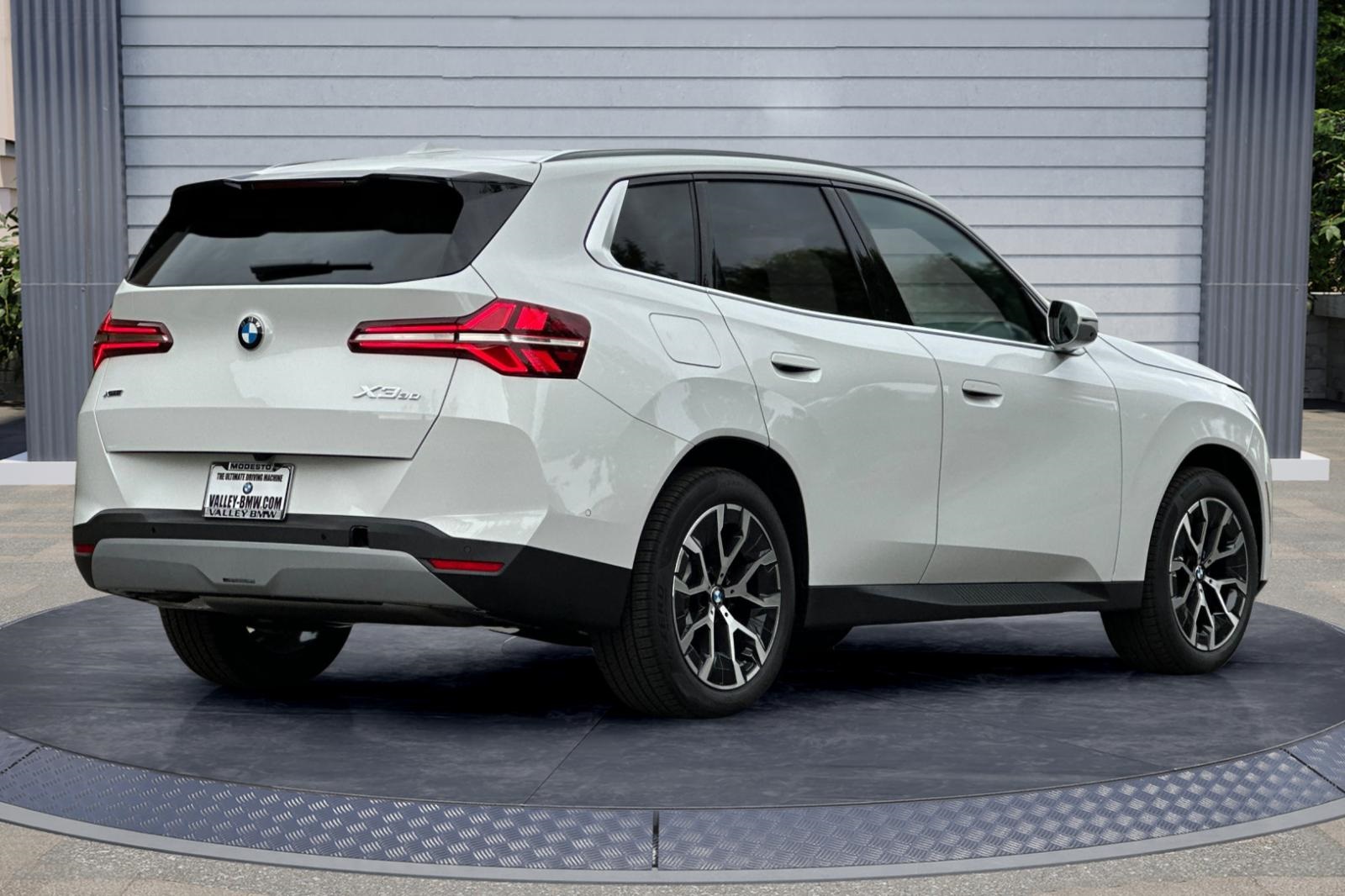 2026 Bmw X3 photo 4
