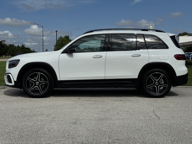 2024 Mercedes Benz GLB 250 photo 4