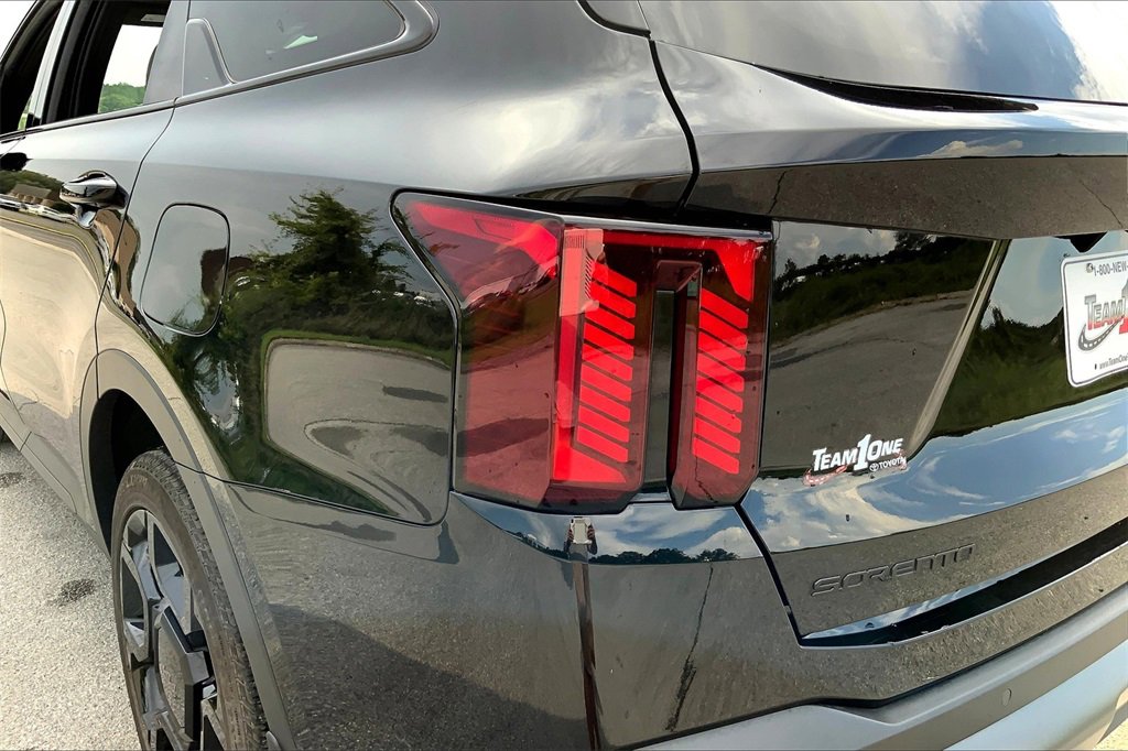 2025 Kia Sorento X-Line SX Prestige photo 29