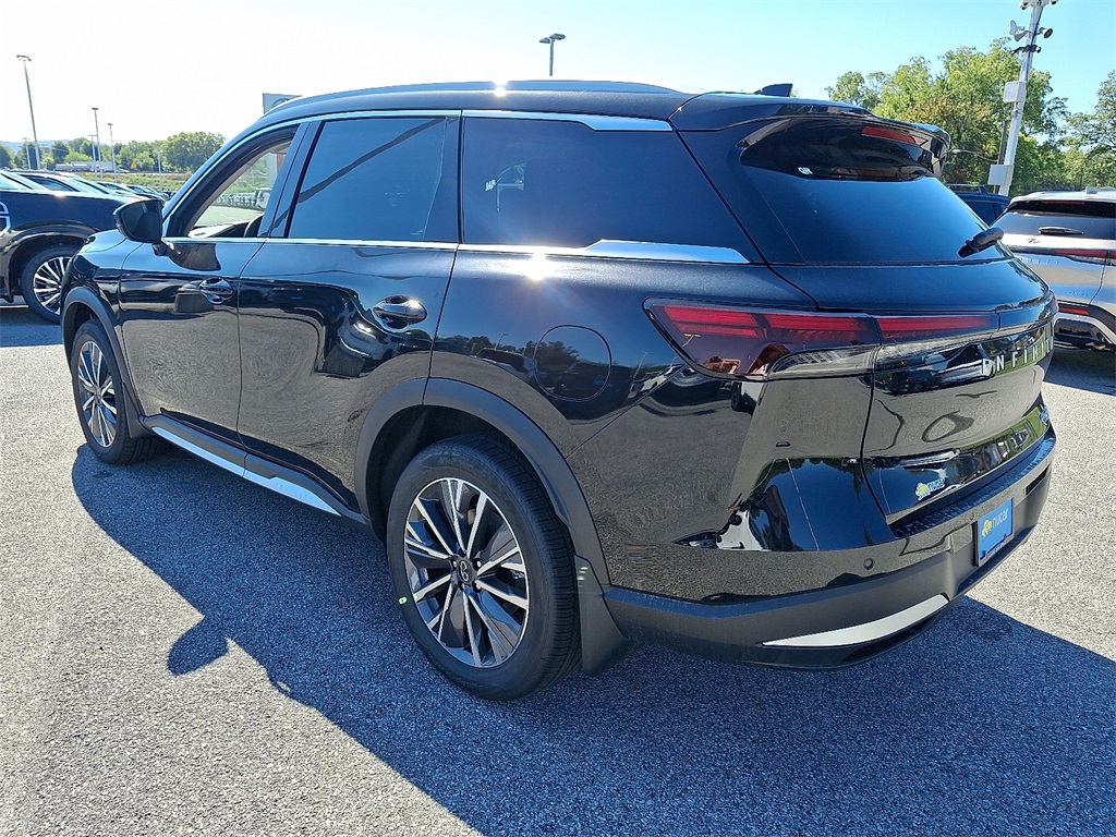 2026 Infiniti QX60 Luxe AWD photo 3