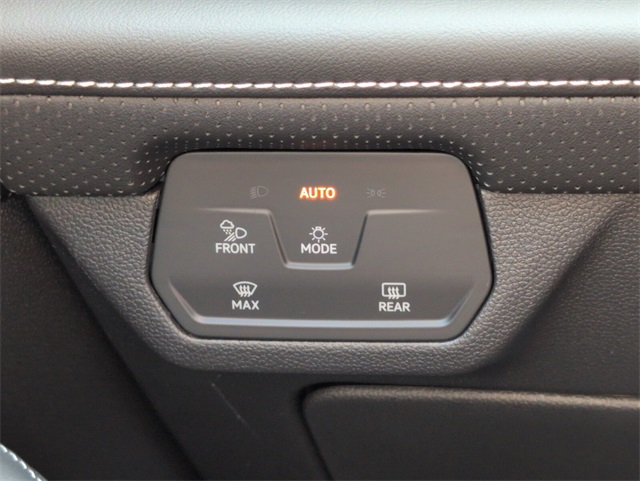 2026 Volkswagen Atlas SE Technology photo 14