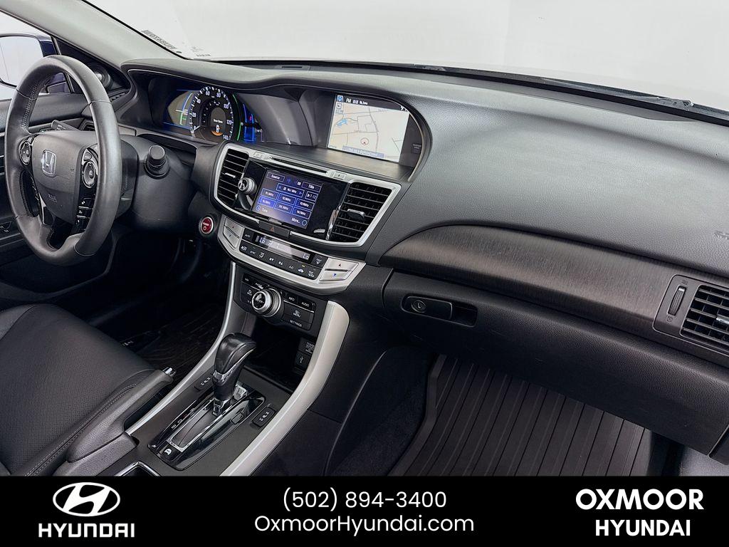 2015 Honda Accord Hybrid Touring photo 28