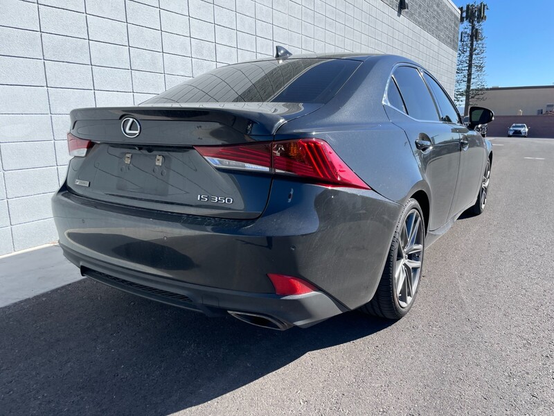 2018 Lexus IS 350 F SPORT photo 3