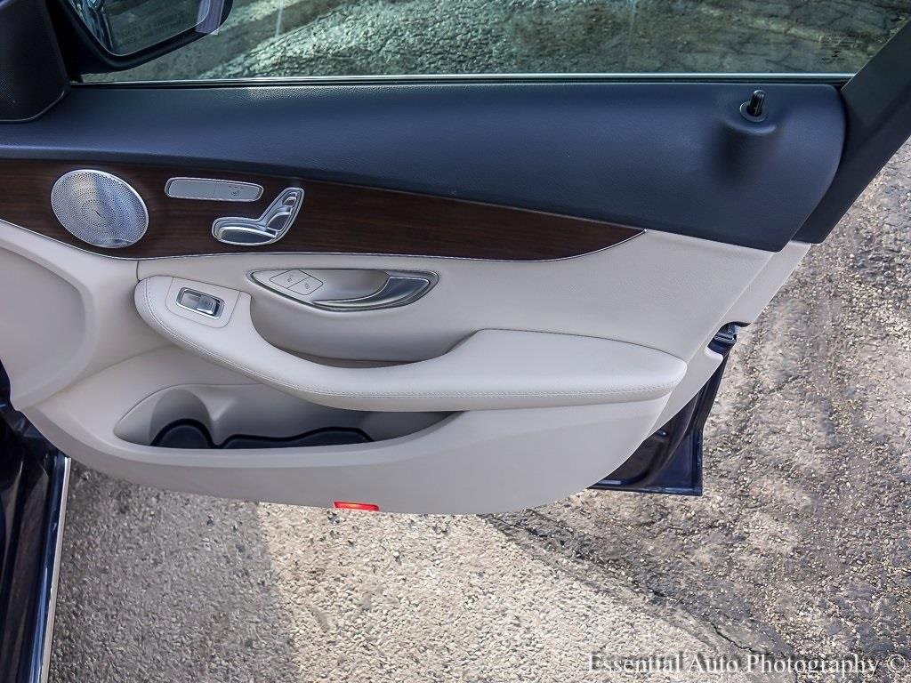 2019 MERCEDES-BENZ C-CLASS - Image 24