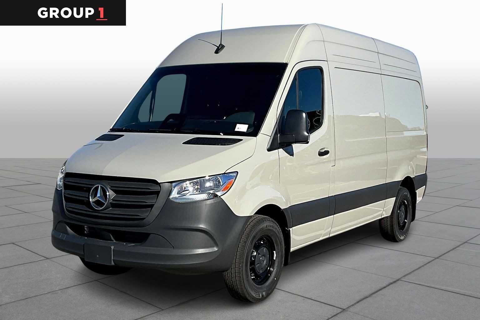 2026 Mercedes-Benz Sprinter Cargo Van Base's photo