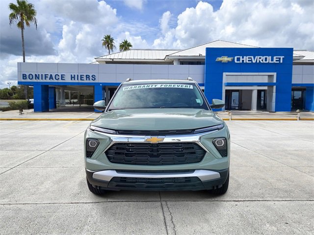 2026 Chevrolet Trailblazer LT photo 2