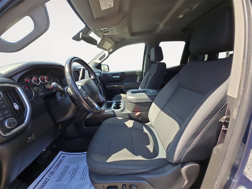 2019 Chevrolet Silverado 1500 RST photo 9