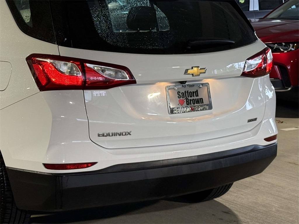 2020 Chevrolet Equinox LS photo 3