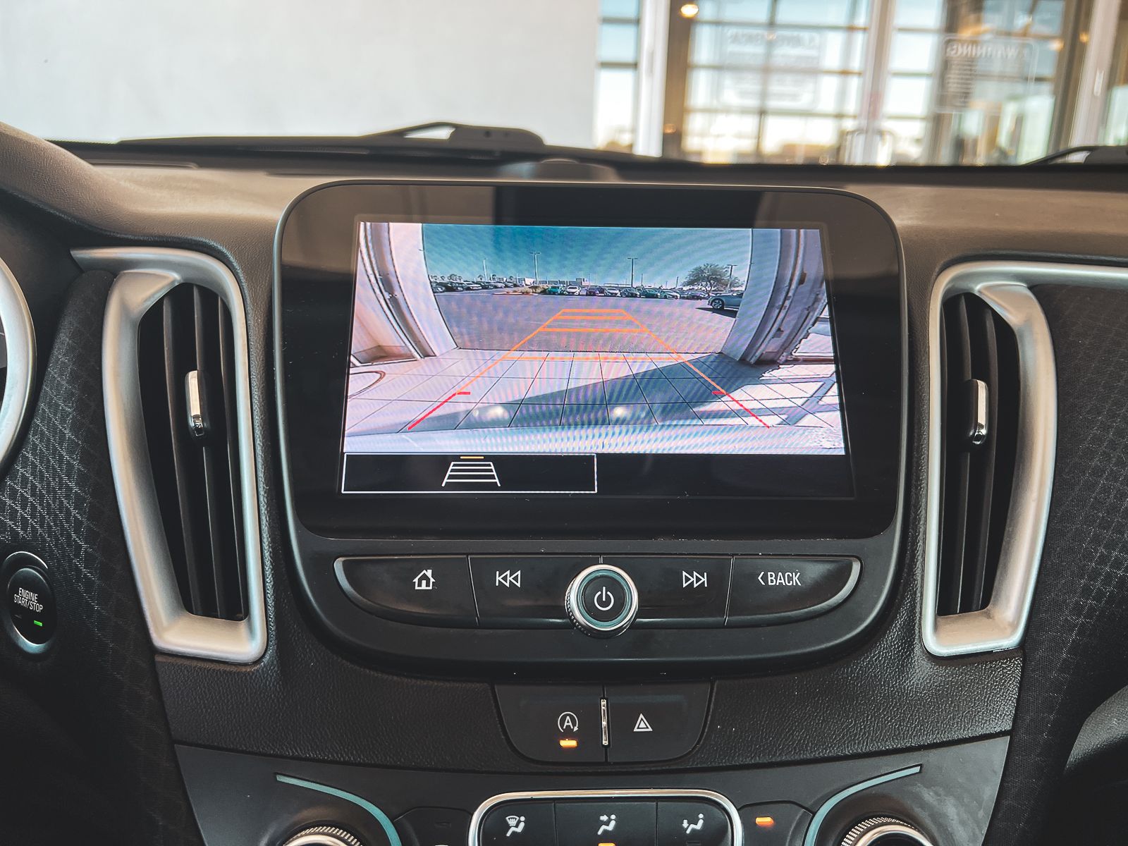 2023 Chevrolet Malibu 1LT photo 17