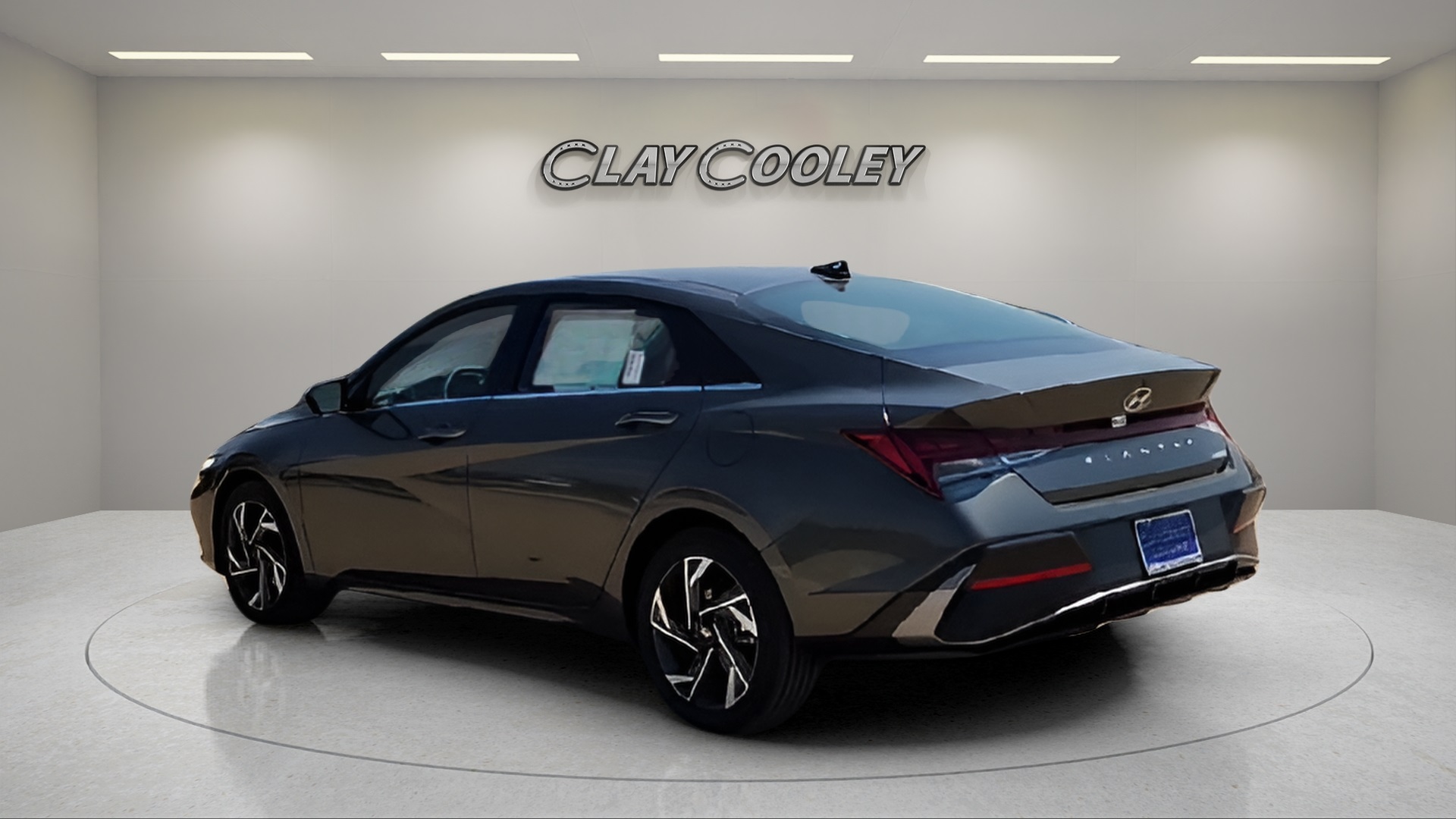 2025 Hyundai Elantra Limited photo 4