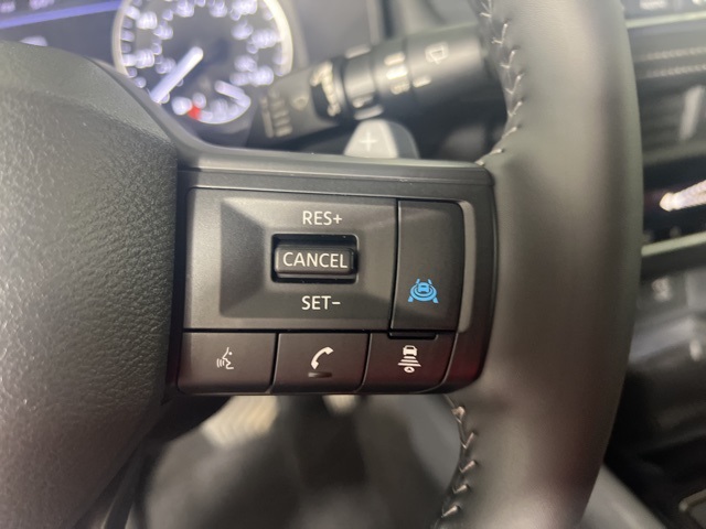 2025 Nissan Rogue SV photo 25