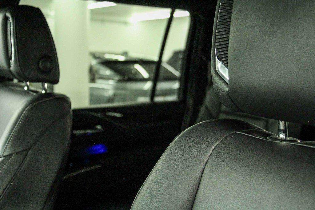 2021 Cadillac Escalade ESV Luxury photo 24
