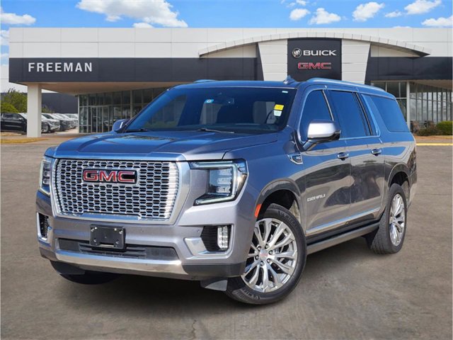 2022 GMC Yukon XL Denali's photo