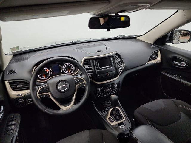 2016 Jeep Cherokee Latitude photo 14