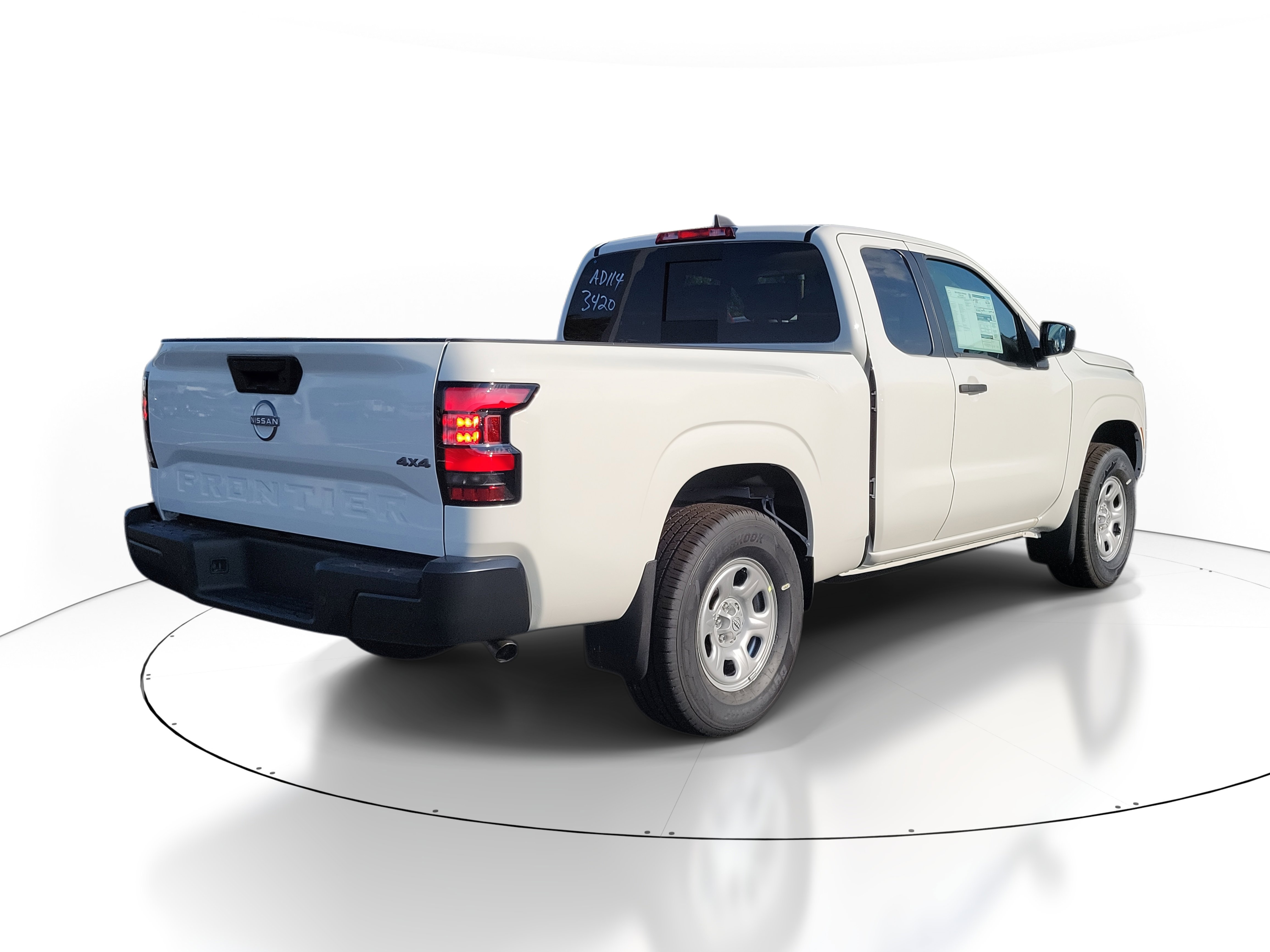 2026 Nissan Frontier King Cab S photo 4