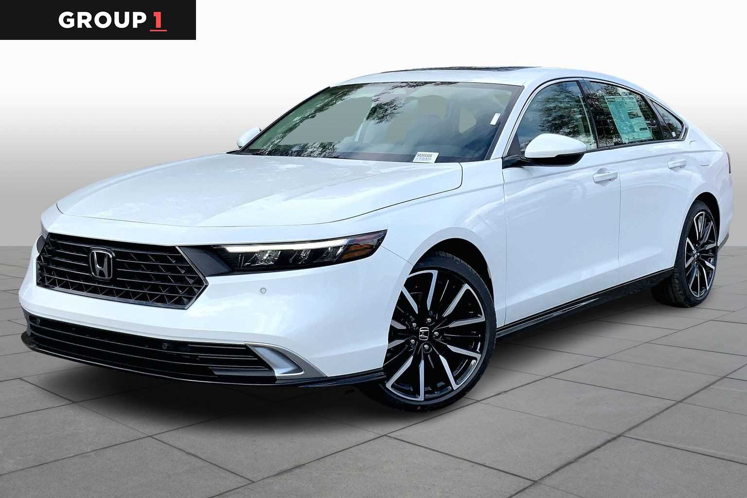 2025 Honda Accord Hybrid Touring's photo