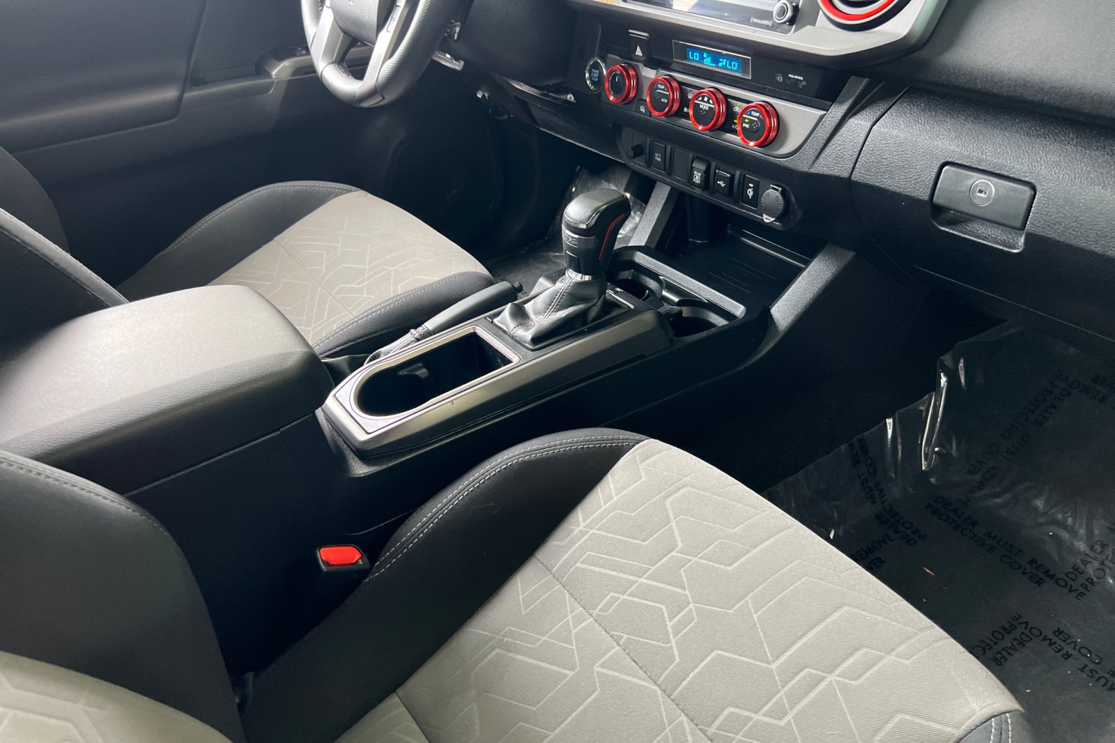 2023 Toyota Tacoma TRD Sport 4x4 photo 11