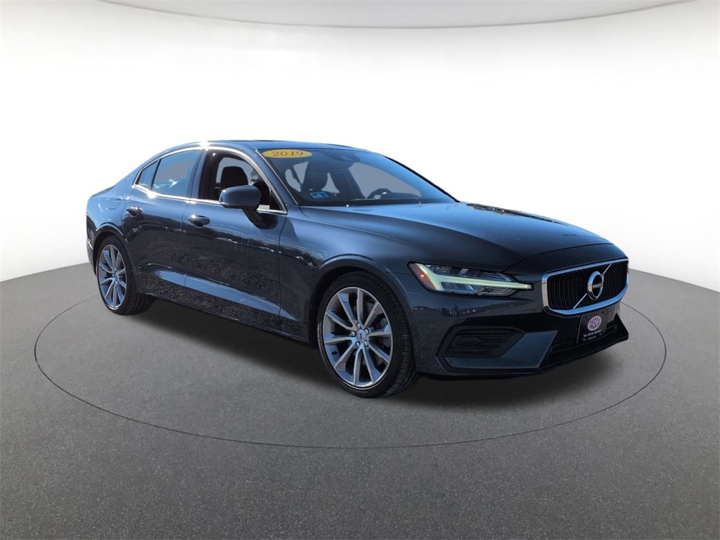 2019 Volvo S60 Momentum