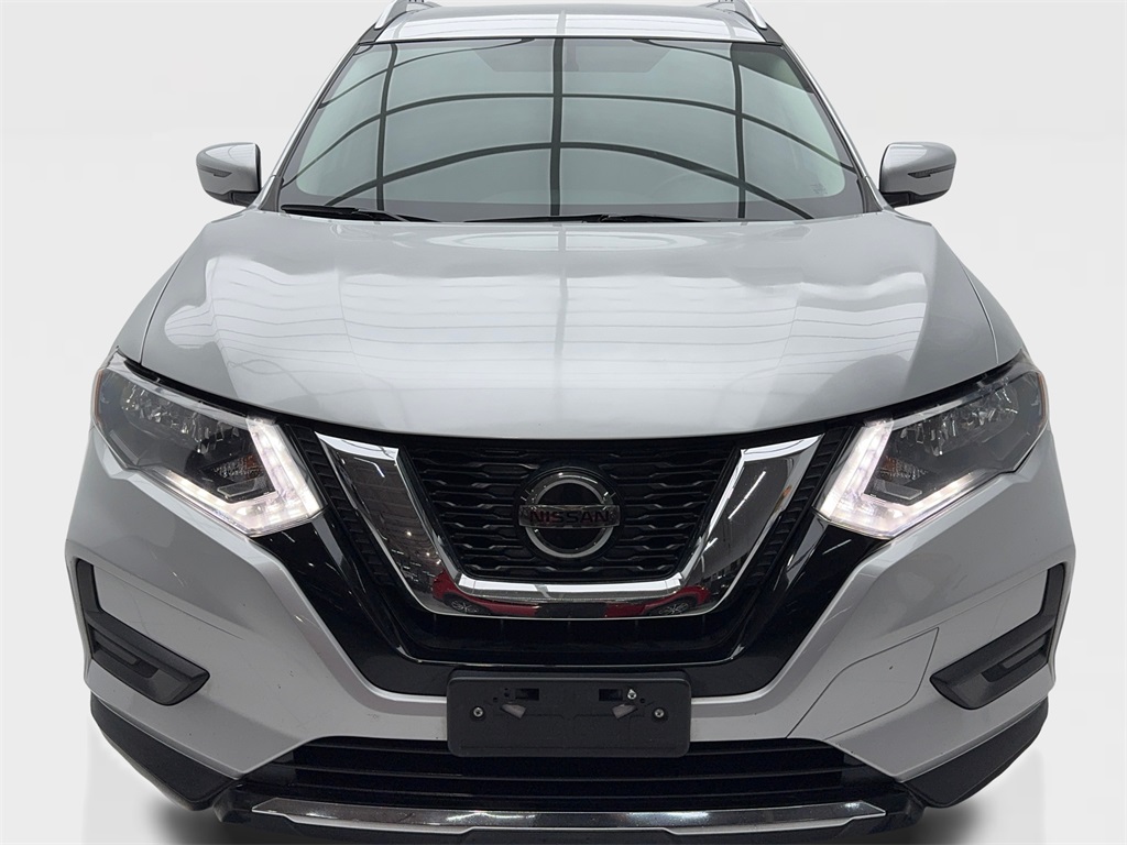 2018 Nissan Rogue SV photo 4