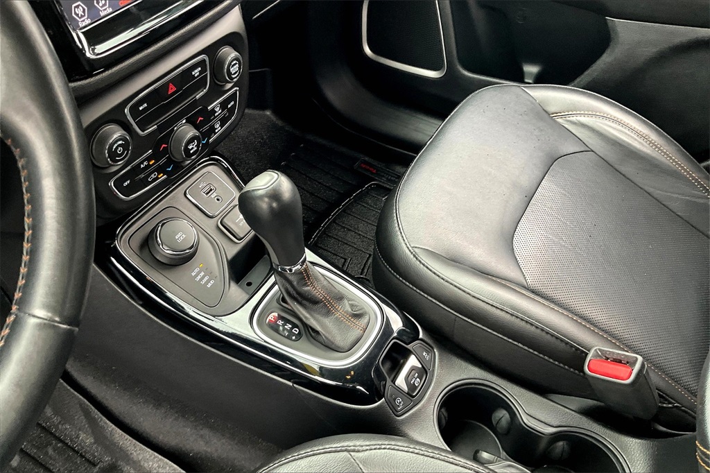 2018 Jeep Compass Limited photo 13