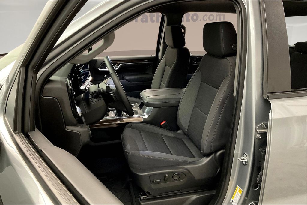 2023 Chevrolet Silverado 1500 RST photo 24