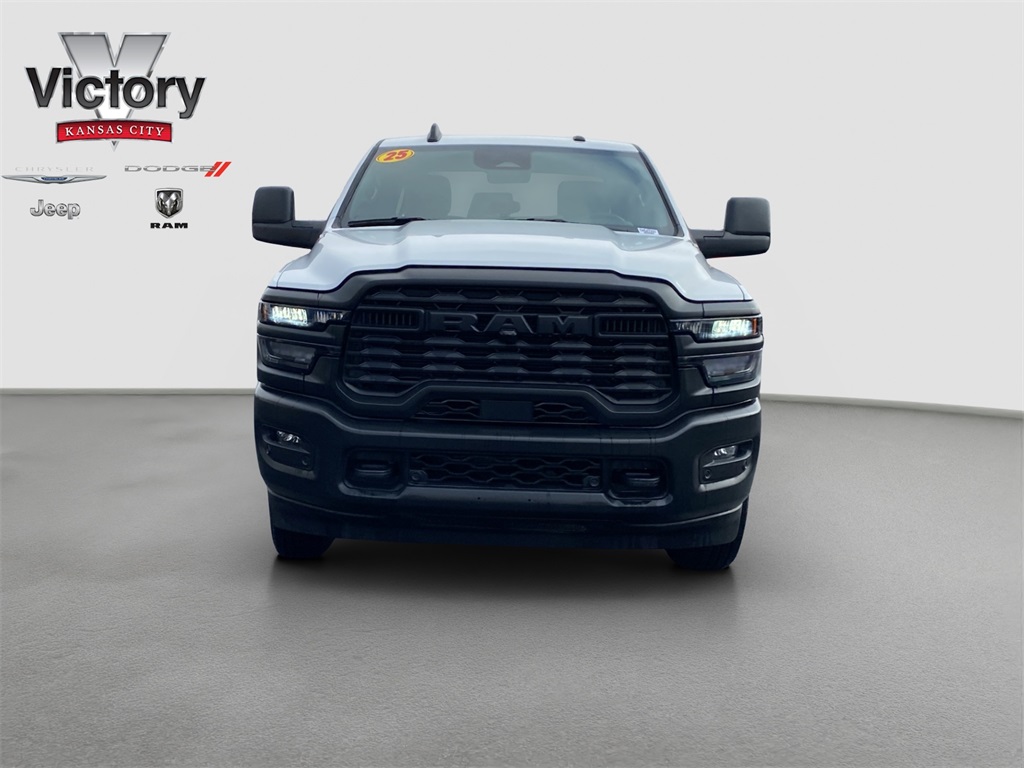 Used 2025 RAM Ram 2500 Pickup Tradesman with VIN 3C6UR5HJXSG547297 for sale in Kansas City
