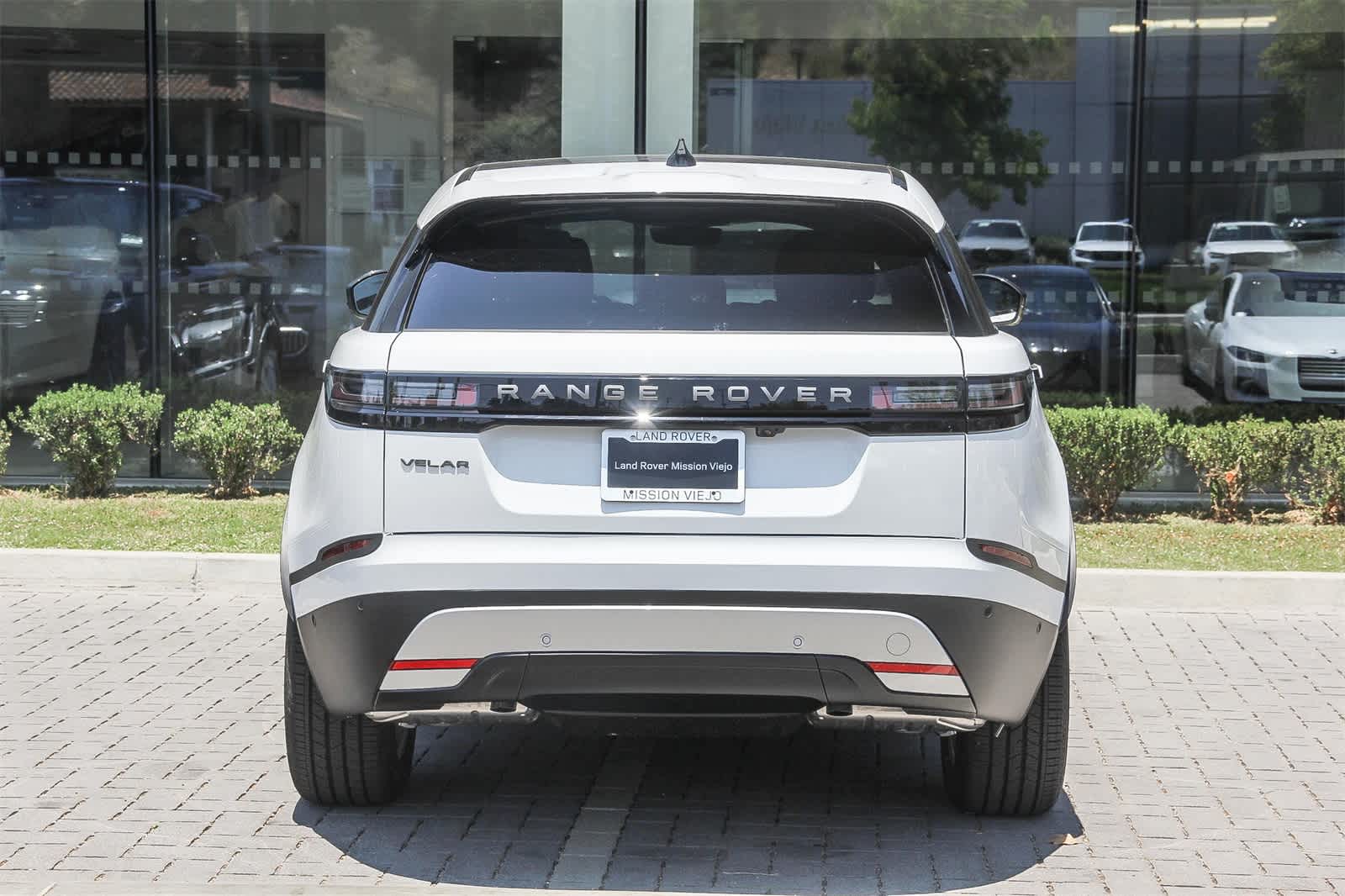 2026 Land Rover Range Rover Velar S photo 4