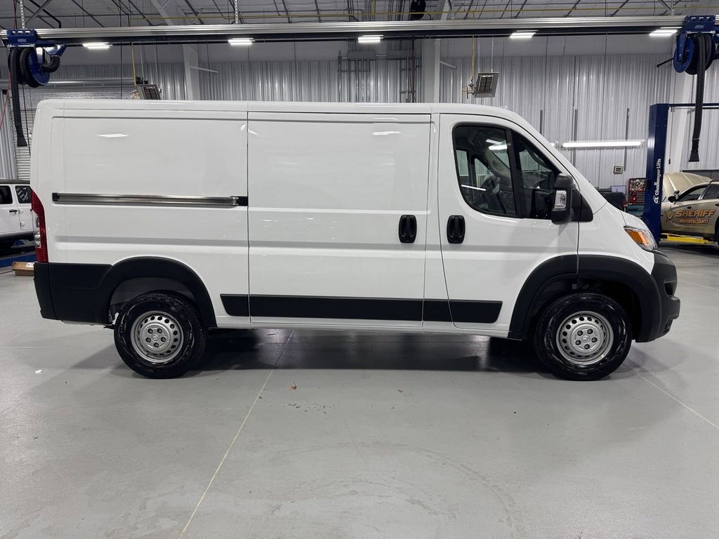 2025 Ram ProMaster 3500 photo 32