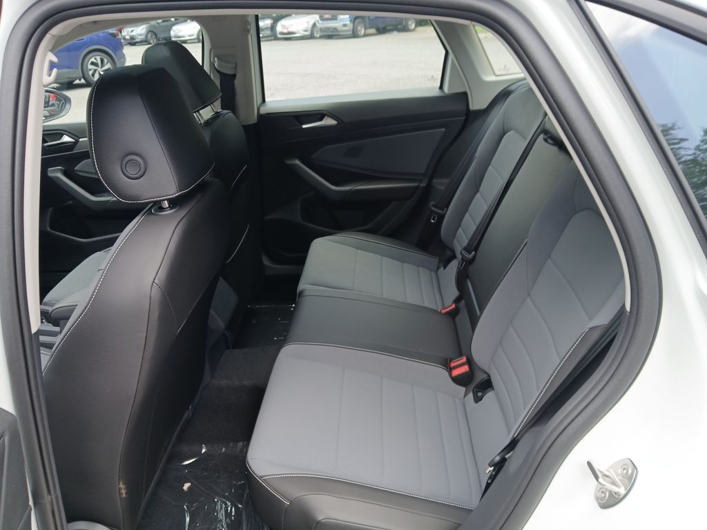 2025 Volkswagen Jetta 1.5T SE photo 23