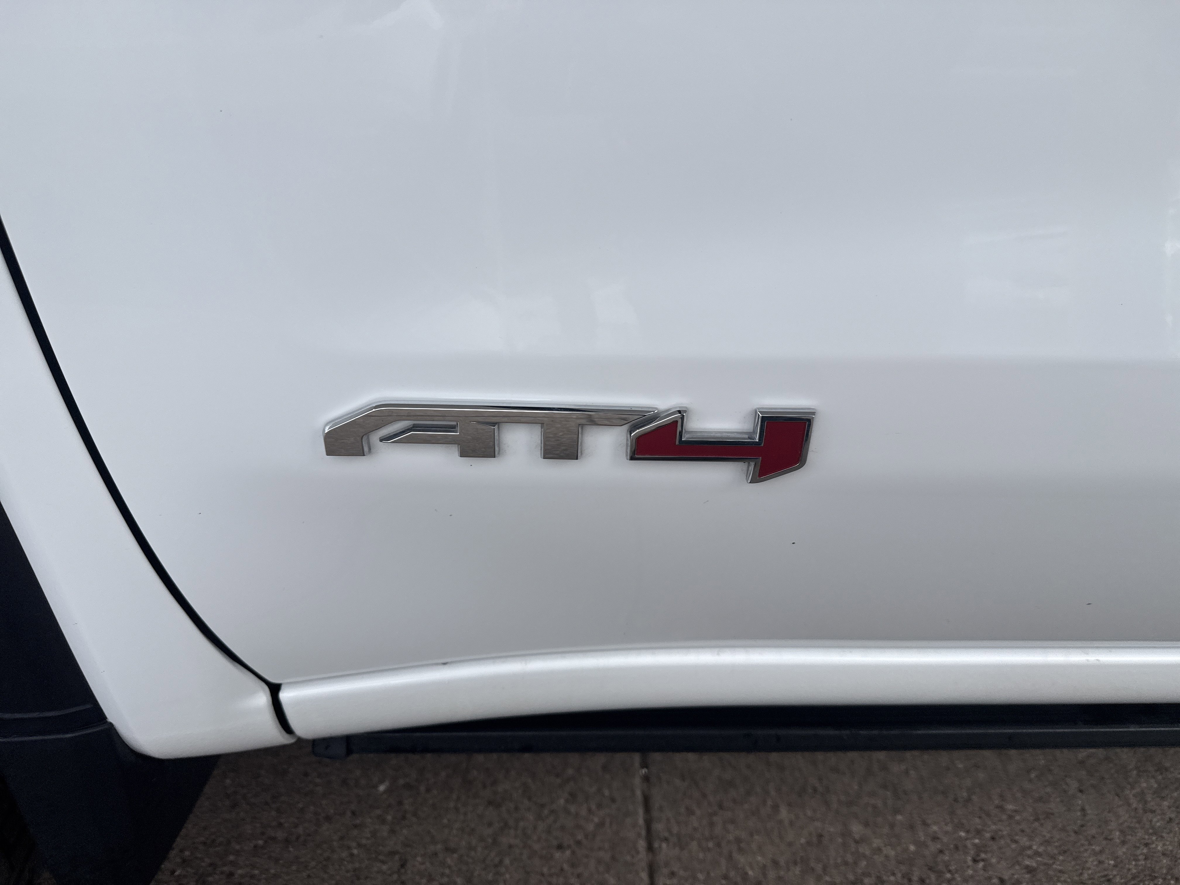 2023 Gmc Sierra 1500 AT4 photo 2