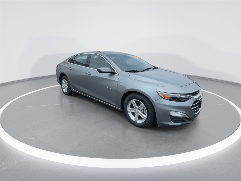 Used 2024 Chevrolet Malibu 1LT with VIN 1G1ZD5ST5RF109735 for sale in Radcliff, KY