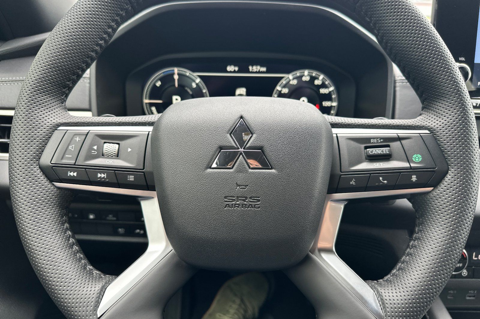 2025 Mitsubishi Outlander PHEV SEL photo 22