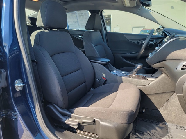 2022 Chevrolet Malibu 1LT photo 16