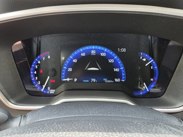 2022 Toyota Corolla Cross XLE photo 18
