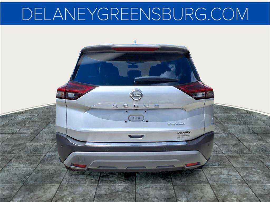 2023 Nissan Rogue SV photo 4
