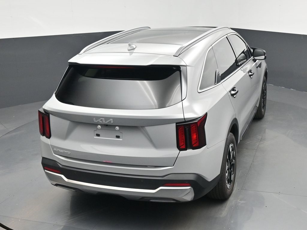 2025 Kia Sorento S photo 23