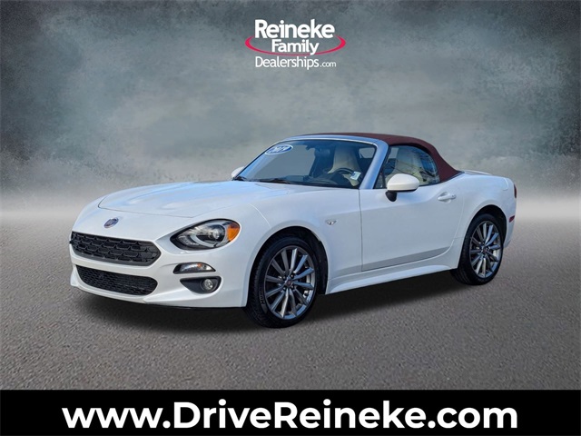 2019 FIAT 124 Spider Lusso's photo