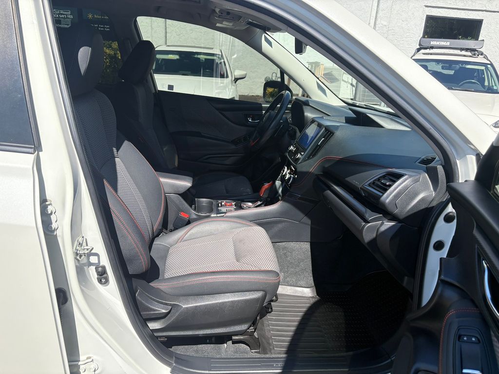 2022 Subaru Forester Sport photo 23