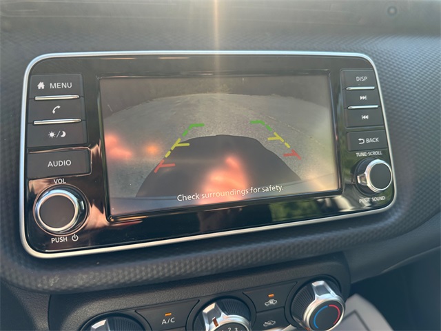 2024 Nissan Kicks S photo 17