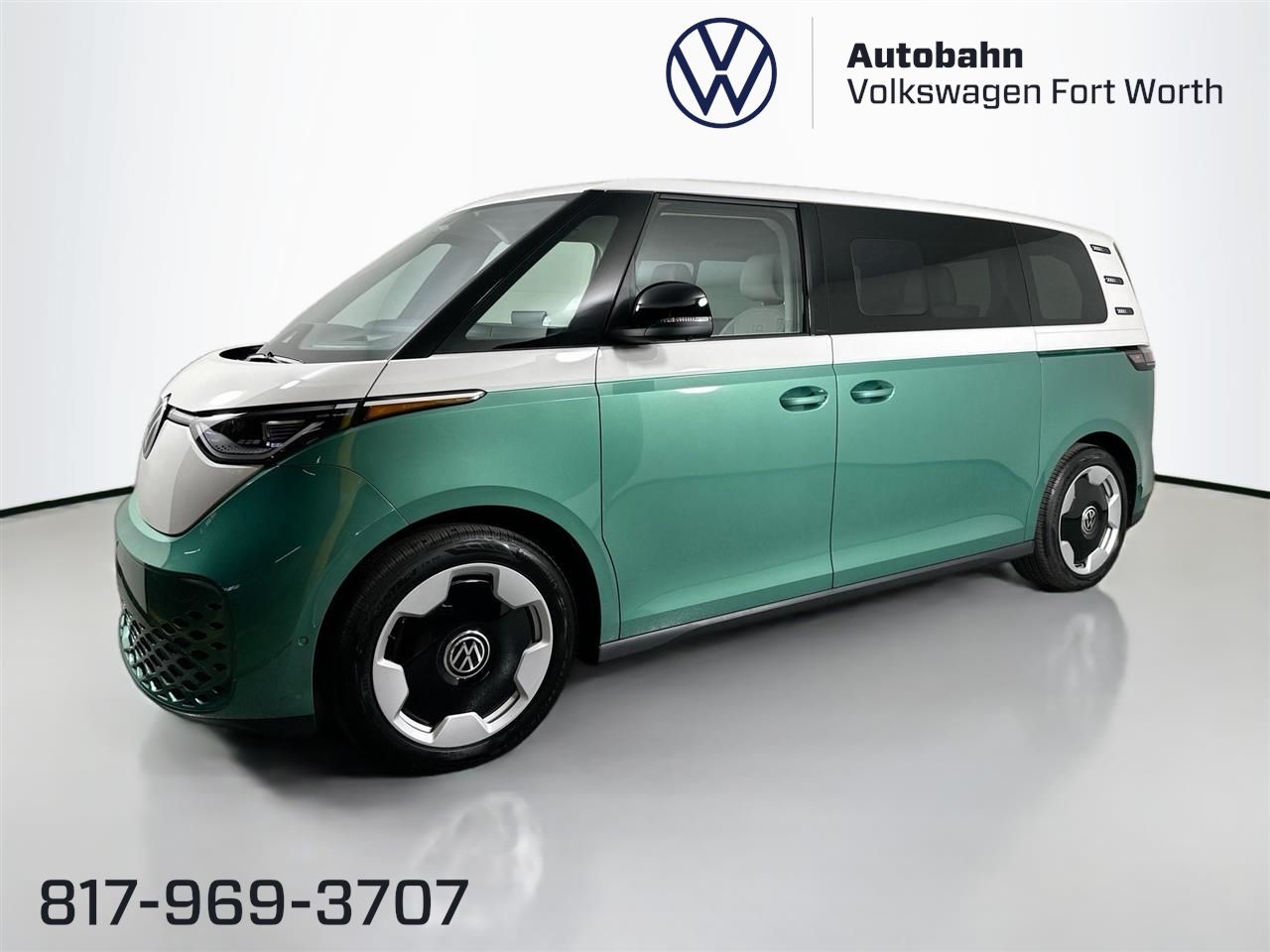 2025 Volkswagen ID. Buzz PRO S PLus's photo